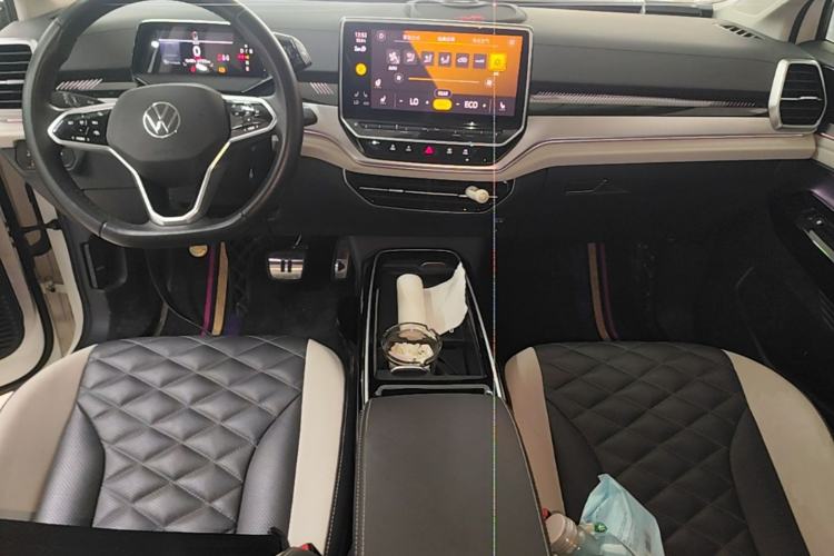 Used Volkswagen ID.6 CROZZ 2021 Long-Range PRO Edition Center Console