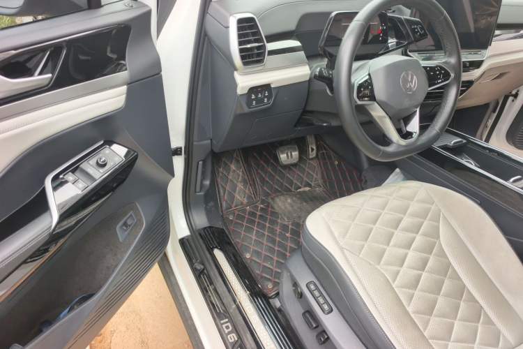 Used Volkswagen ID.6 CROZZ 2021 Long-Range PRO Edition Driver Seat