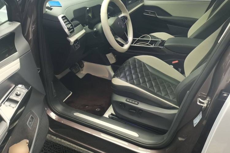 Used Volkswagen ID.6 CROZZ 2021 Long-Range PRO Edition Driver Seat