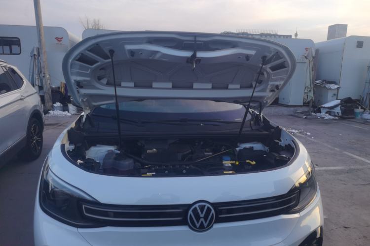 Used Volkswagen ID.6 CROZZ 2021 High-Performance PRIME Edition Engine Bay