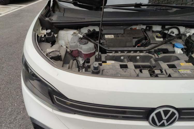 Used Volkswagen ID.6 CROZZ 2021 Long-Range PURE+ Edition Engine Bay Right