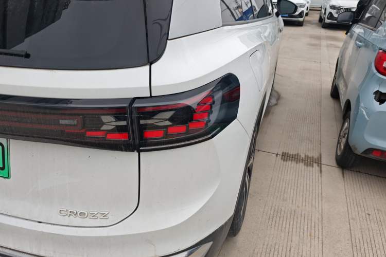 Used Volkswagen ID.6 CROZZ 2021 Long-Range PURE+ Edition Exterior 3