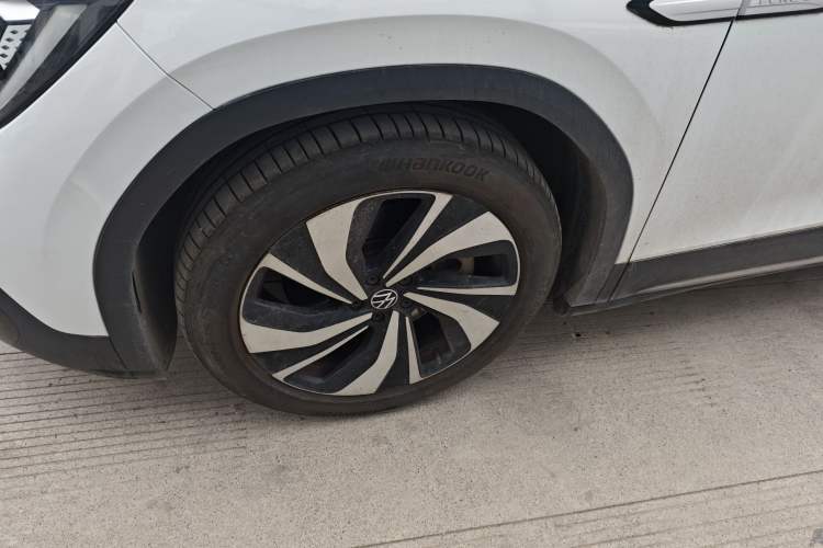Used Volkswagen ID.6 CROZZ 2021 Long-Range PURE+ Edition Exterior 4