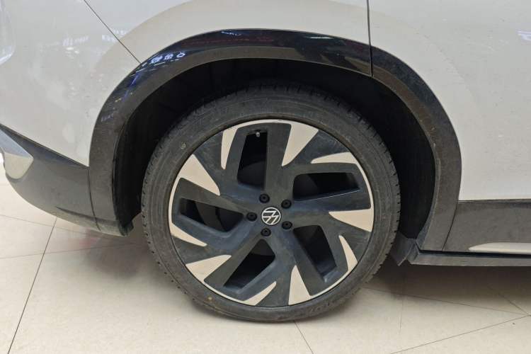 Used Volkswagen ID.6 CROZZ 2021 First Edition Exterior 5