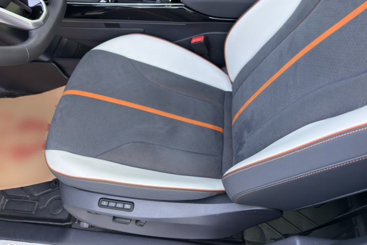 Used Volkswagen ID.6 CROZZ 2021 High-Performance PRIME Edition Interior 7