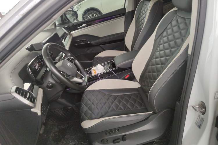Used Volkswagen ID.6 CROZZ 2021 Long-Range PRO Edition Left Front Seat