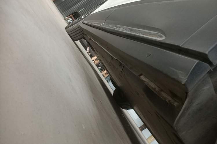 Used Volkswagen ID.6 CROZZ 2021 Revised Version Long-Range PURE+ Edition Left Side Sill