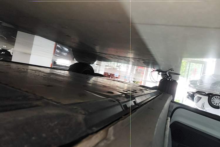 Used Volkswagen ID.6 CROZZ 2021 Long-Range PRO Edition Left Side Sill