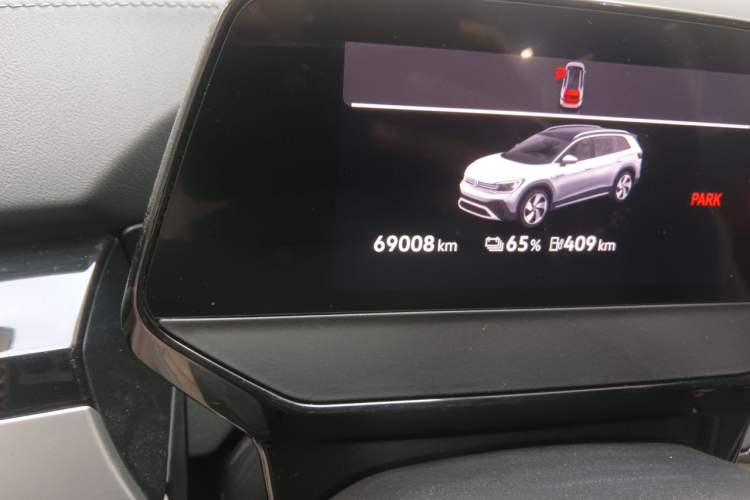 Used Volkswagen ID.6 CROZZ 2021 Revised Version Long-Range PURE+ Edition Odometer Close Up