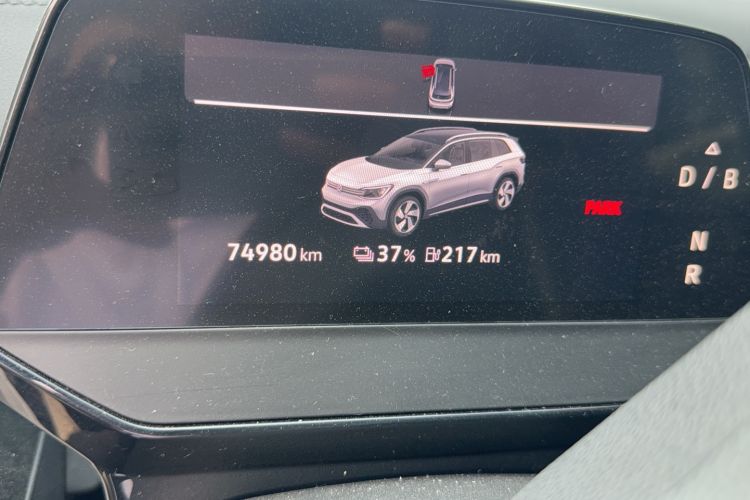 Used Volkswagen ID.6 CROZZ 2021 Long-Range PURE+ Edition Odometer Close Up