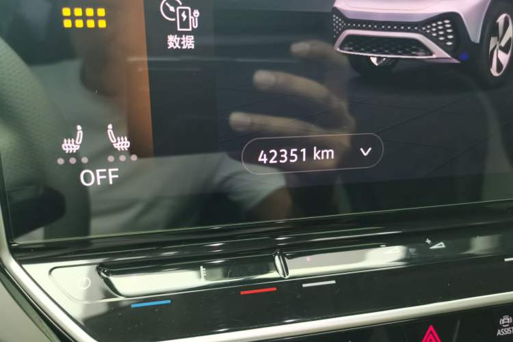 Used Volkswagen ID.6 CROZZ 2021 Long-Range PRO Edition Odometer Close Up