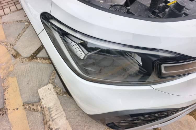 Used Volkswagen ID.6 CROZZ 2021 Long-Range PRO Edition Right Front Headlight