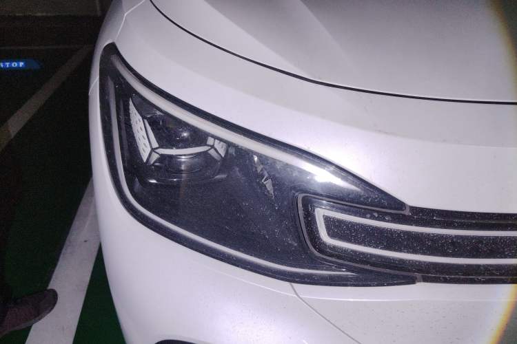Used Volkswagen ID.6 CROZZ 2021 Long-Range PRO Edition Right Front Headlight