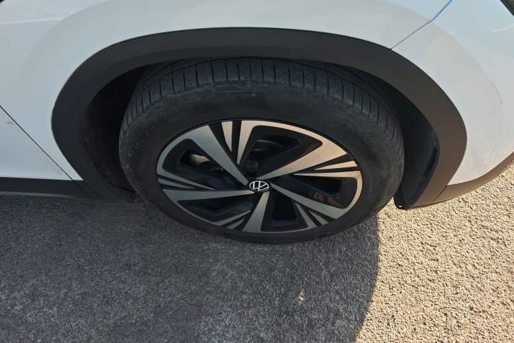Used Volkswagen ID.6 CROZZ 2021 Revised Version Long-Range PRO Edition Right Front Wheel Hub