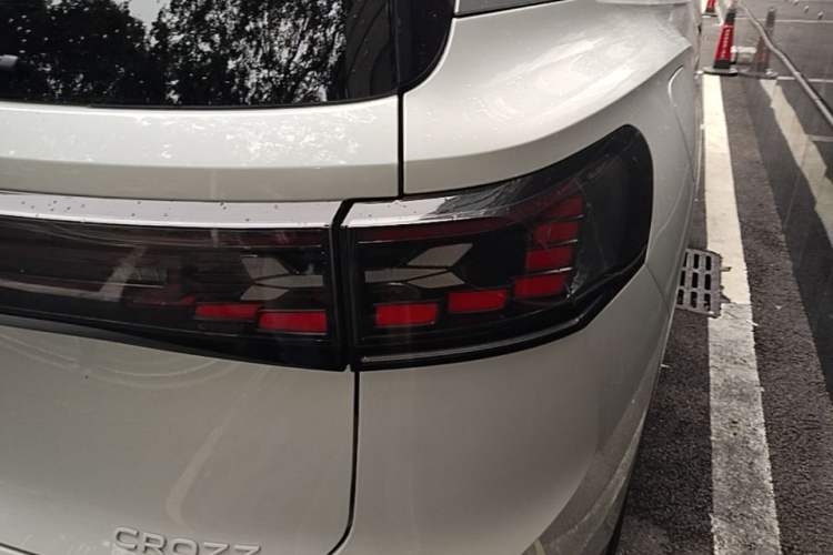 Used Volkswagen ID.6 CROZZ 2021 High-Performance PRIME Edition Right Rear Taillight