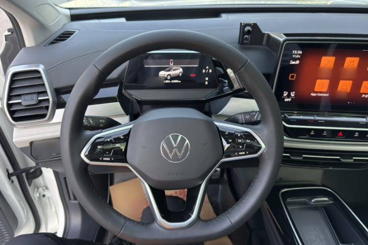 Used Volkswagen ID.6 CROZZ 2021 High-Performance PRIME Edition Steering Wheel
