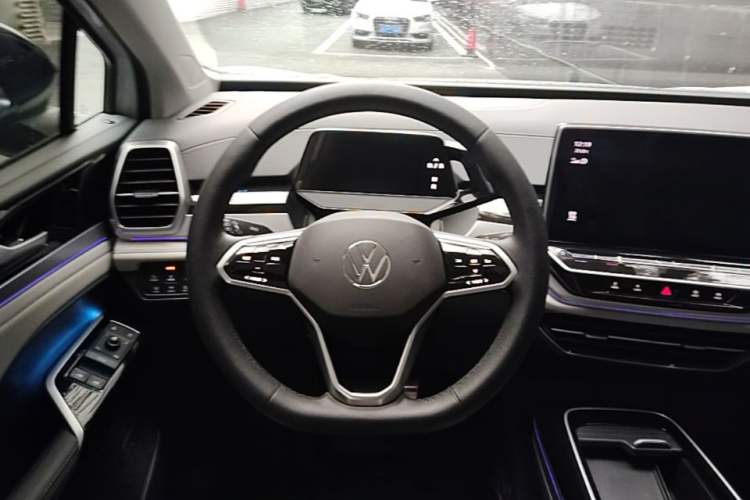 Used Volkswagen ID.6 CROZZ 2021 High-Performance PRIME Edition Steering Wheel
