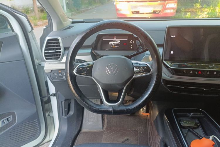 Used Volkswagen ID.6 CROZZ 2021 Long-Range PURE+ Edition Steering Wheel
