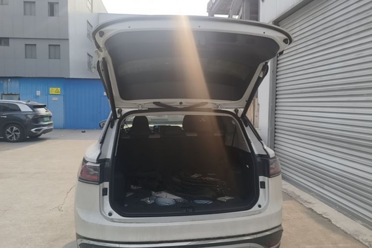 Used Volkswagen ID.6 CROZZ 2021 Long-Range PRO Edition Trunk