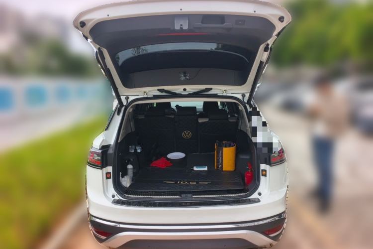 Used Volkswagen ID.6 CROZZ 2021 Long-Range PRO Edition Trunk