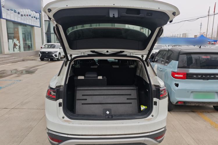 Used Volkswagen ID.6 CROZZ 2021 Long-Range PURE+ Edition Trunk