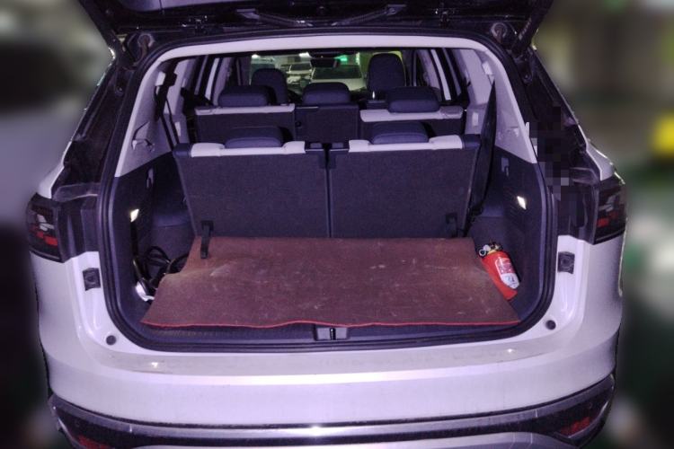 Used Volkswagen ID.6 CROZZ 2021 Long-Range PRO Edition Trunk