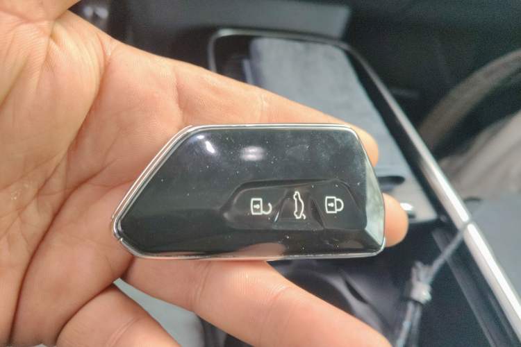 Used Volkswagen ID.6 CROZZ 2021 Revised Version Long-Range PRO Edition Vehicle Key