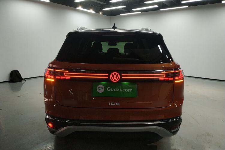 Used Volkswagen ID.6 CROZZ 2021 Long-Range PURE+ Edition Exterior 4