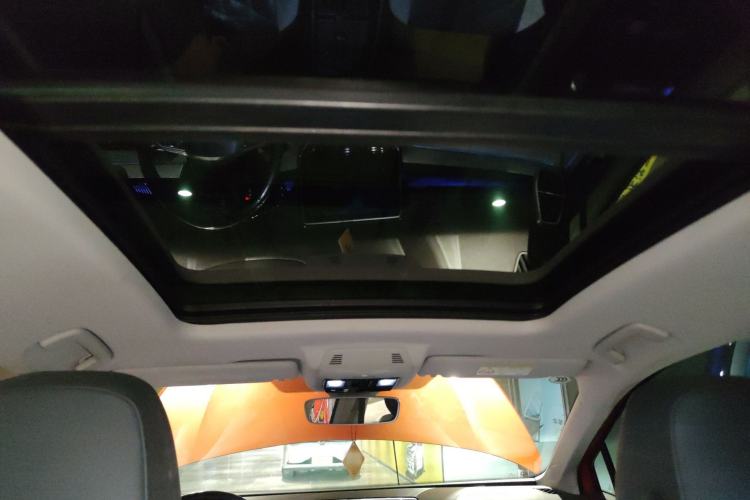 Used Volkswagen ID.6 CROZZ 2021 Long-Range PURE+ Edition Headliner