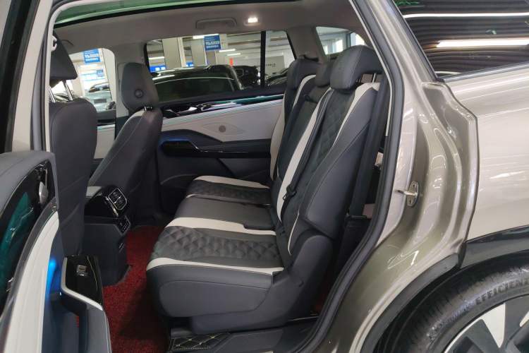 Used Volkswagen ID.6 CROZZ 2021 First Edition Left Rear Seat