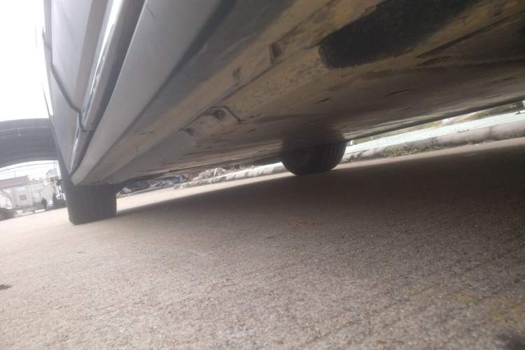Used Volkswagen ID.6 CROZZ 2021 Long-Range PURE+ Edition Left Side Sill