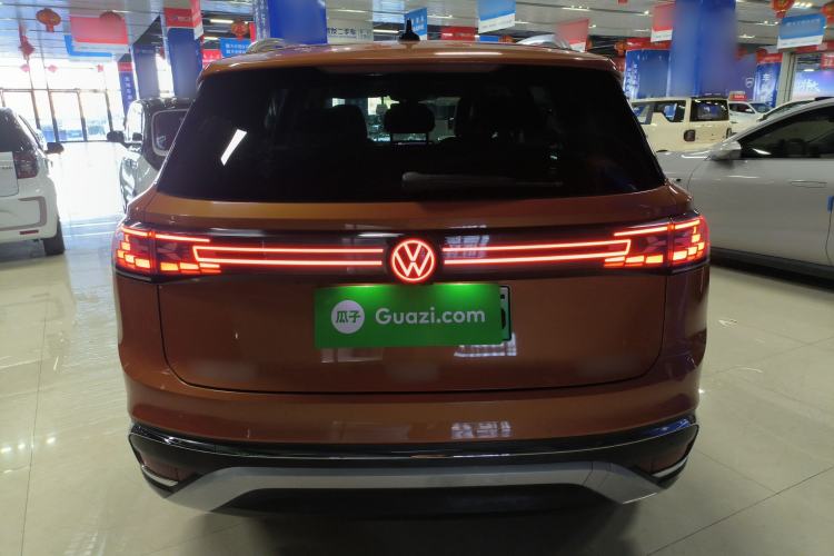 Used Volkswagen ID.6 CROZZ 2021 Long-Range PURE+ Edition Rear