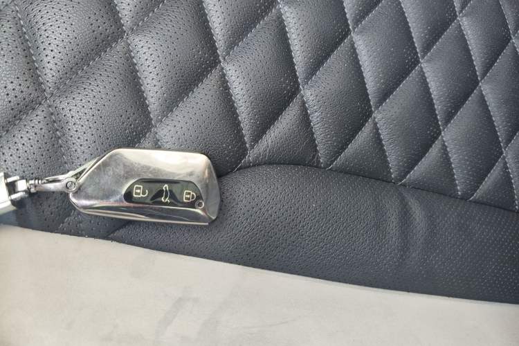 Used Volkswagen ID.6 CROZZ 2021 Long-Range PRO Edition Vehicle Key