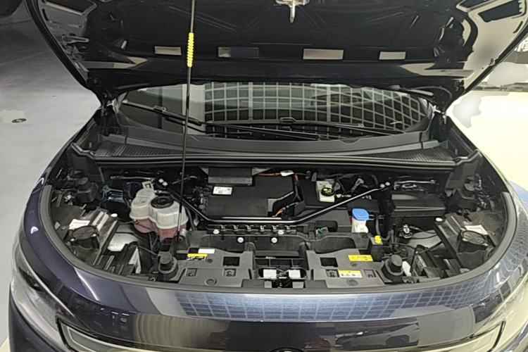 Used Volkswagen ID.6 CROZZ 2022 Long-Range PRO Edition Engine Bay