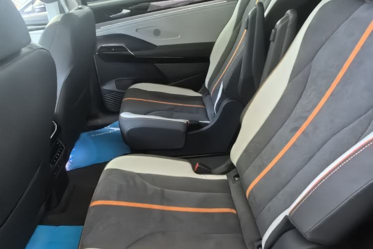 Used Volkswagen ID.6 CROZZ 2022 Long-Range PRO Edition Interior 3