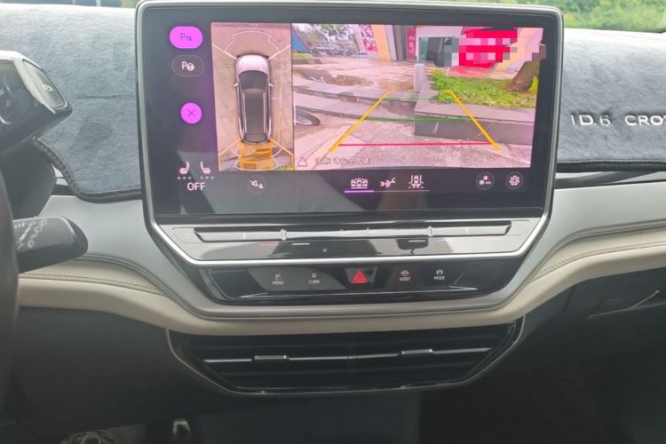 Used Volkswagen ID.6 CROZZ 2022 Long-Range Lite PRO Edition Audio And AC Panel