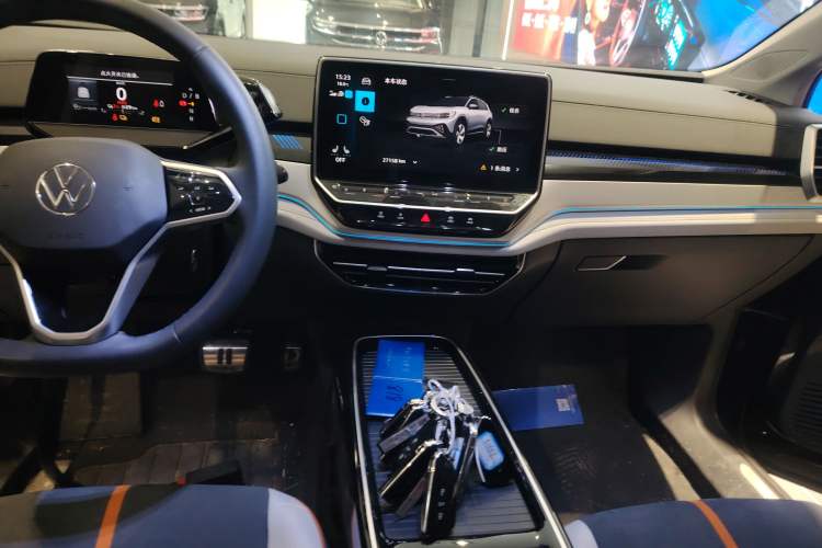 Used Volkswagen ID.6 CROZZ 2022 Long-Range PRO Edition Audio And AC Panel