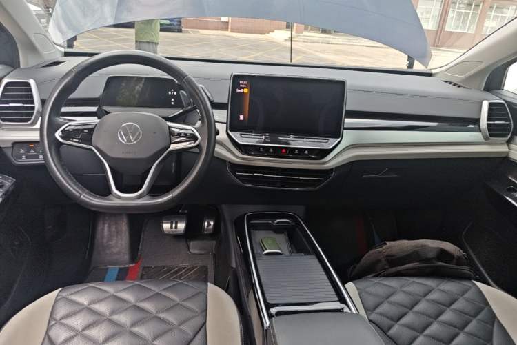 Used Volkswagen ID.6 CROZZ 2022 Long-Range PRO Edition Center Console