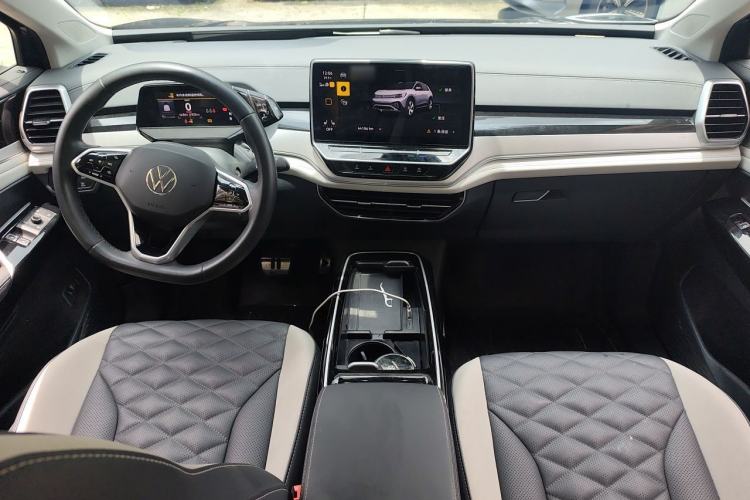 Used Volkswagen ID.6 CROZZ 2022 Long-Range PRO Edition Center Console