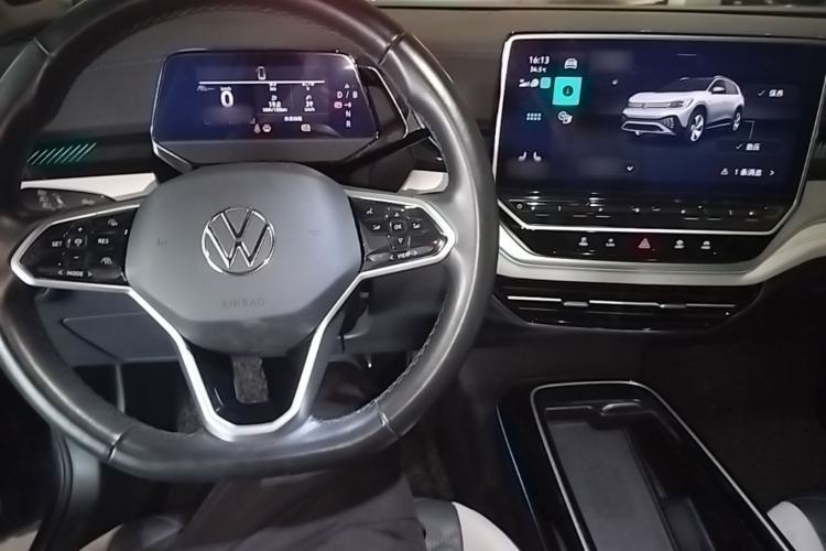 Used Volkswagen ID.6 CROZZ 2022 Long-Range PRO Edition Center Console