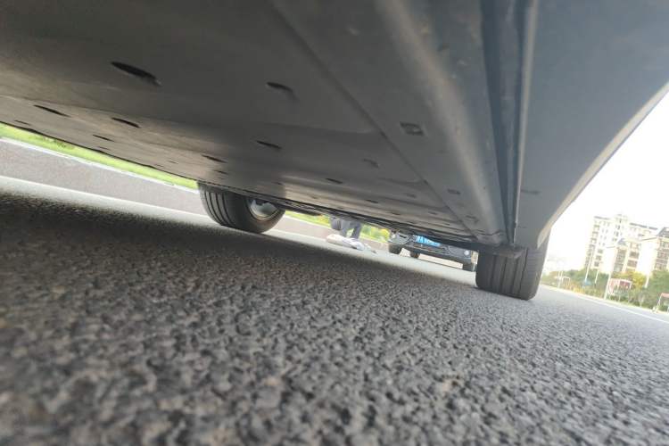 Used Volkswagen ID.6 CROZZ 2022 Long-Range PRO Edition Chassis Front Left