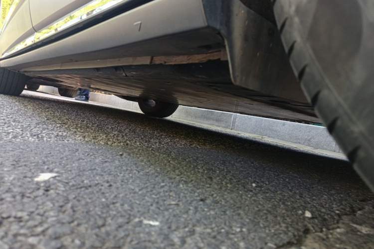 Used Volkswagen ID.6 CROZZ 2022 Long-Range PRO Edition Chassis Rear Left