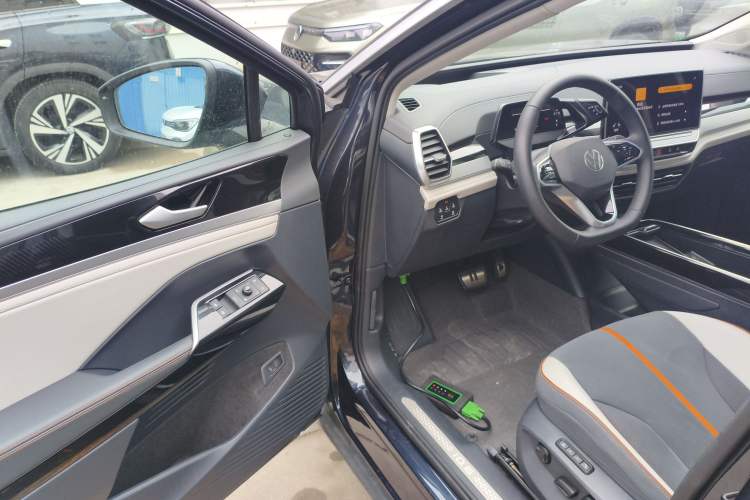Used Volkswagen ID.6 CROZZ 2022 Long-Range PRO Edition Driver Seat