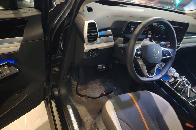 Used Volkswagen ID.6 CROZZ 2022 Long-Range PRO Edition Driver Seat