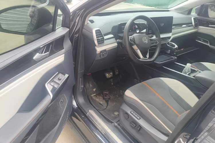 Used Volkswagen ID.6 CROZZ 2022 Long-Range PRO Edition Driver Seat