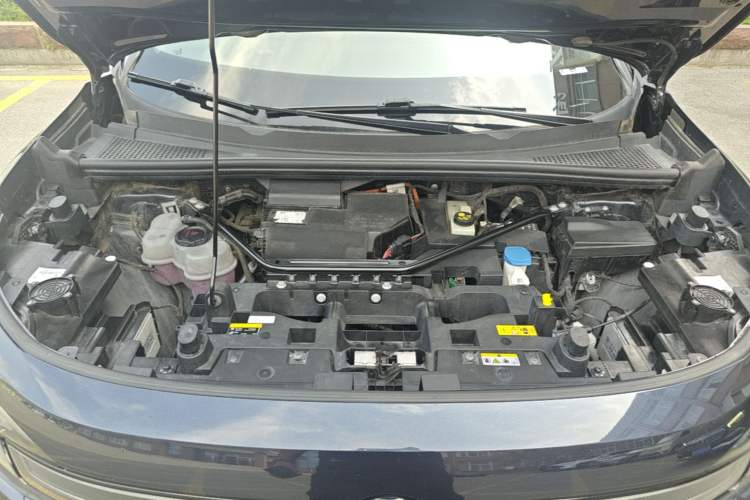 Used Volkswagen ID.6 CROZZ 2022 Long-Range PRO Edition Engine Bay