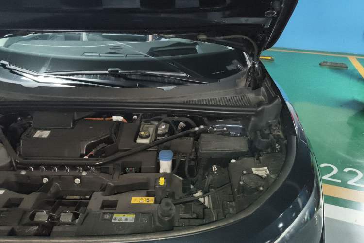 Used Volkswagen ID.6 CROZZ 2022 Long-Range PRO Edition Engine Bay Left