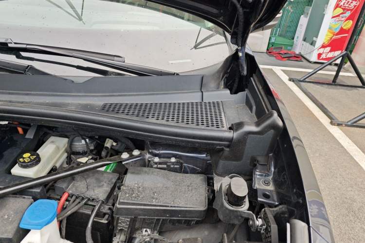 Used Volkswagen ID.6 CROZZ 2022 High-Performance PRIME Edition Engine Bay Left