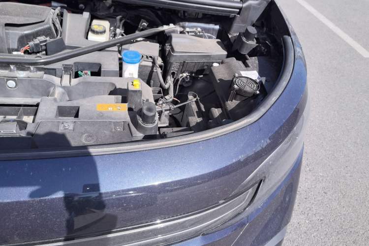 Used Volkswagen ID.6 CROZZ 2022 Long-Range PRO Edition Engine Bay Left