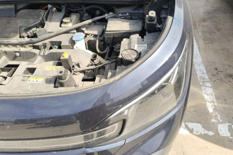 Used Volkswagen ID.6 CROZZ 2022 Long-Range PRO Edition Engine Bay Left